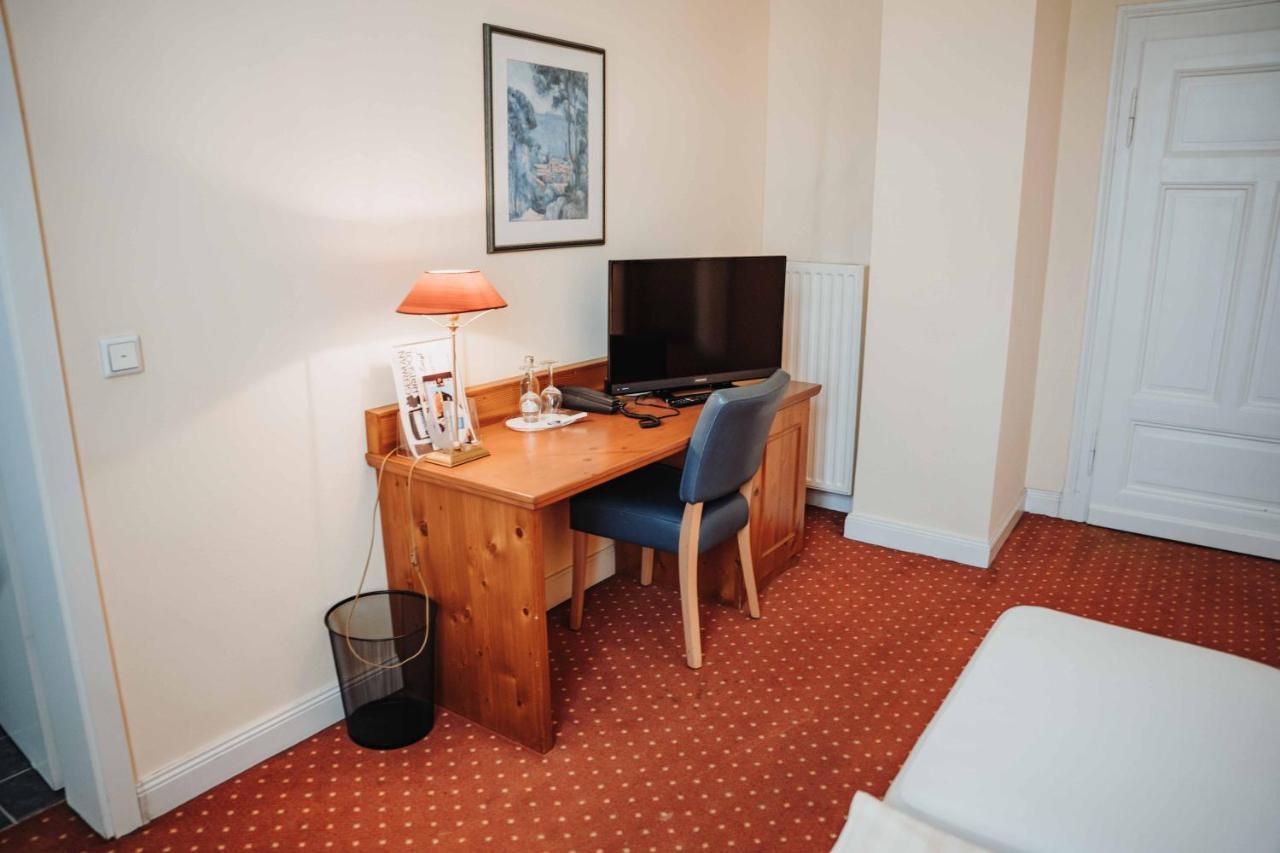 Hotel Am Wallgraben Brilon Zewnętrze zdjęcie